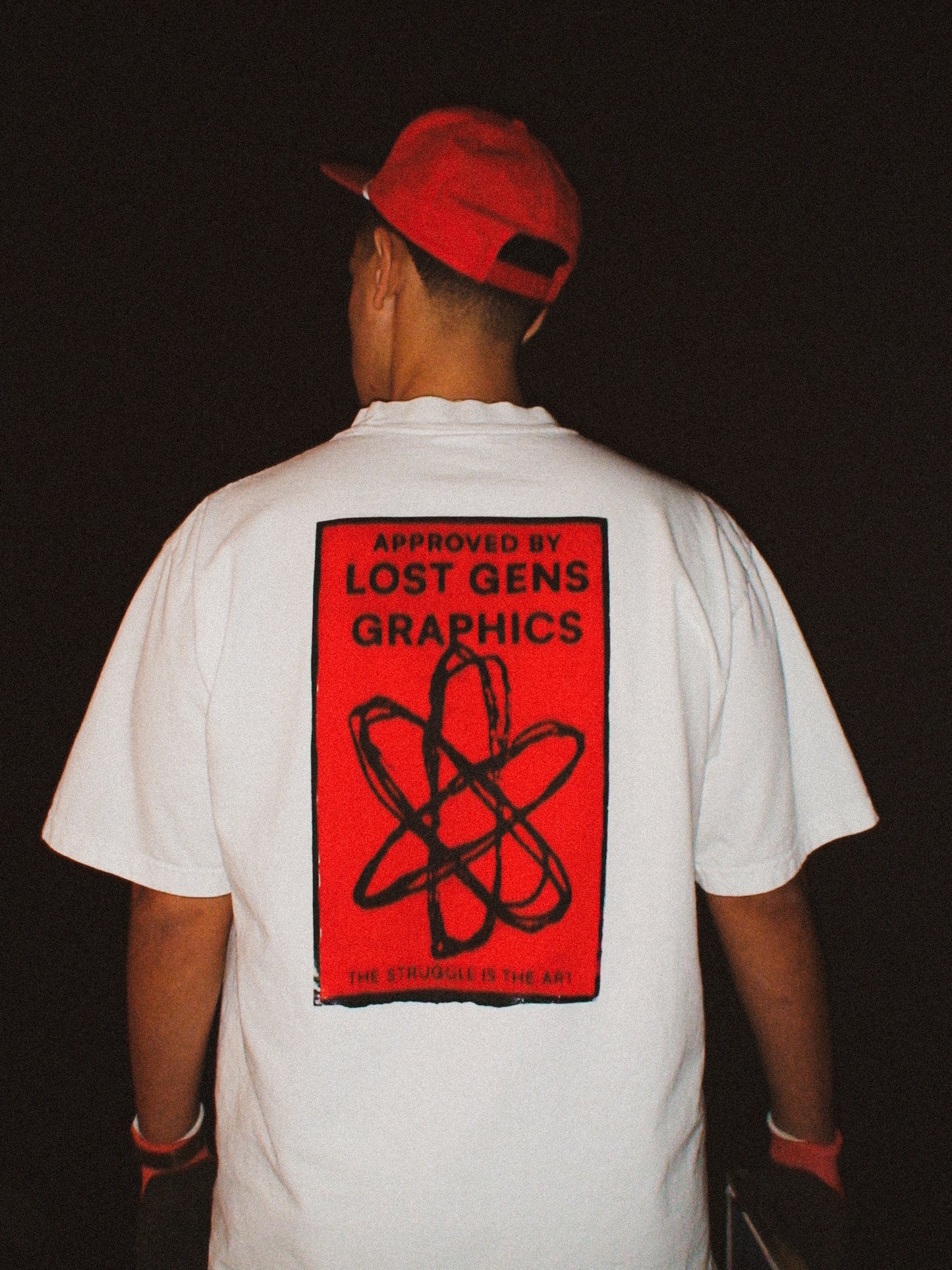 THE STRUGGLE IS THE ART (T-shirt)